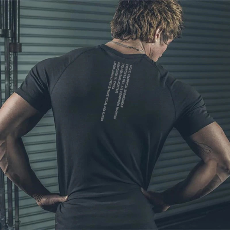 Muscleguys Gym t shirt Men Fitness Workout Cotton T-Shirt Bodybuilding Workout Skinny Tee shirt Summer Casual Sports Clothing